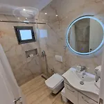 Vickys Dhërmi