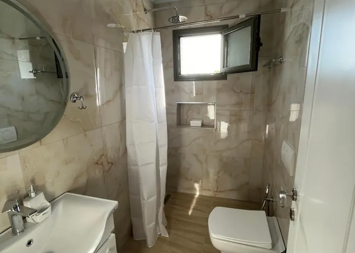 Homestay Vickys Dhermi